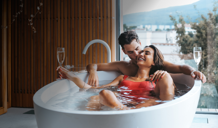 Wyjazdy i <br> Pobyty