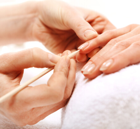 Manicure z Malowaniem | Poznań