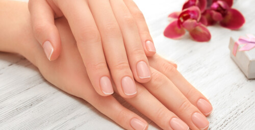 Manicure z Malowaniem Poznań - Prezent dla Mamy_SS