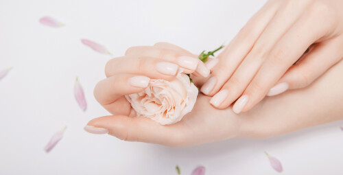 Manicure z Malowaniem Poznań - Prezent na Urodziny_SS