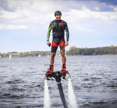 FlyBoard – rEwolucja Sportów Wodnych | Warszawa