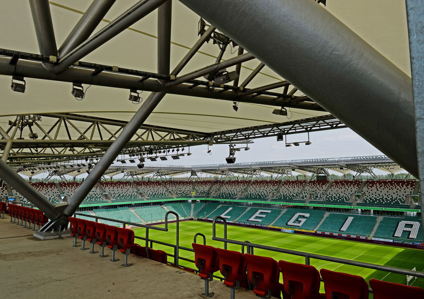 Zwiedzanie Stadionu Legii Warszawa dla Dwojga