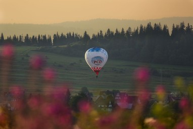 Niezapomniany Lot Balonem u Podnóża Tatr Nowy Targ - prezent dla dziadków