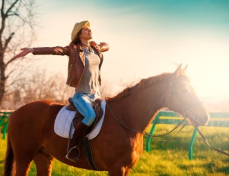 Przejażdżka Konna w Adventure Park | Trójmiasto-prezent dla dziewczyny