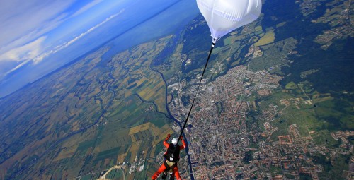 Skok ze Spadochronem z Filmowaniem - prezent dla kobiety_P