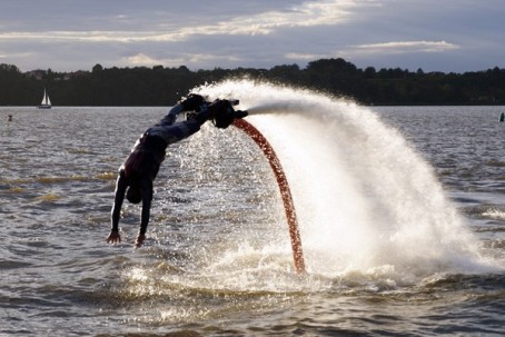Flyboard dla Przyjaciół (10 minut) | Trójmiasto (okolice)