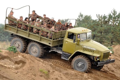 Przejażdżka Wojskową Ciężarówką z Napędem 6x6 - Ural 432prezent dla chłopaka0 | Borne Sulinowo-