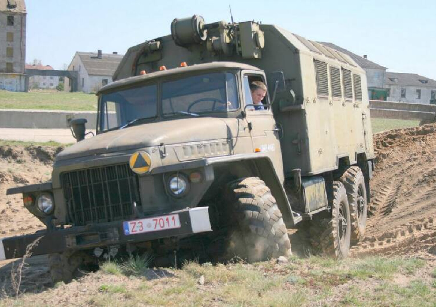 Przejażdżka Pojazdem Militarnym z Napędem 6x6 - Ural 375 | Borne Sulinowo