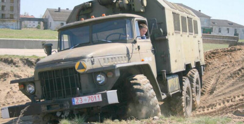 Przejażdżka Wojskową Ciężarówką z Napędem 6x6 - Ural 375 | Borne Sulinowo -prezent dla chłopaka