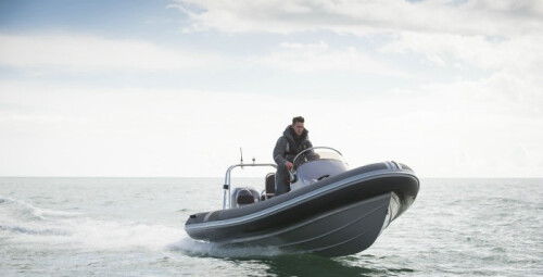 Zasiądź za Sterami Łodzi RIB | Warszawa  -prezent na urodziny