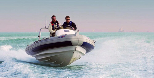 Zasiądź za Sterami Łodzi RIB | Warszawa  -prezent dla mężczyzny