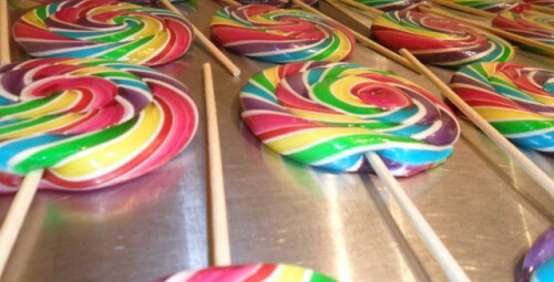 Pokaz w Manufakturze Cukierków dla Dwojga ze Słodkim Upominkiem | Warszawa -prezent na dzień dziecka