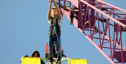skok_na_bungee_prezent_na_osiemnaste_urodziny_p