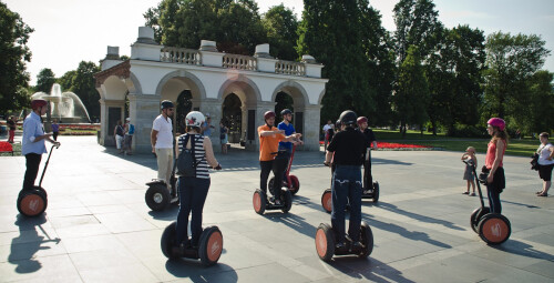 Ekskluzywna Wycieczka Segwayem po Warszawie -prezent na imieniny