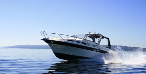 Rejs Motorówką ze Sternikiem Wrocław -prezent na 18tke