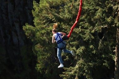 Skok na Bungee w Tandemie - Prezent dla przyjaciół_S