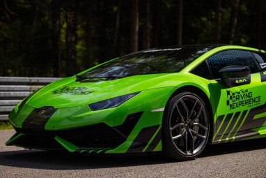 Poprowadź Lamborghini Huracán (2 okrążenia) | Wiele Lokalizacji-Prezent na Urodziny_P