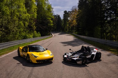 Pojedynek Ferrari 458 Italia vs KTM X-Bow | Kielce-Prezent dla Ojca_P