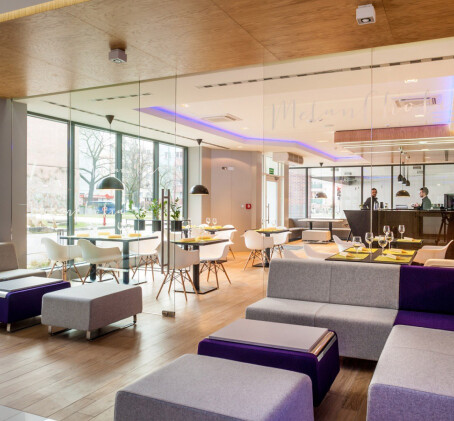 Romantyczny Pobyt (1 Noc, 2 Osoby) | Hotel InVite | Wrocław