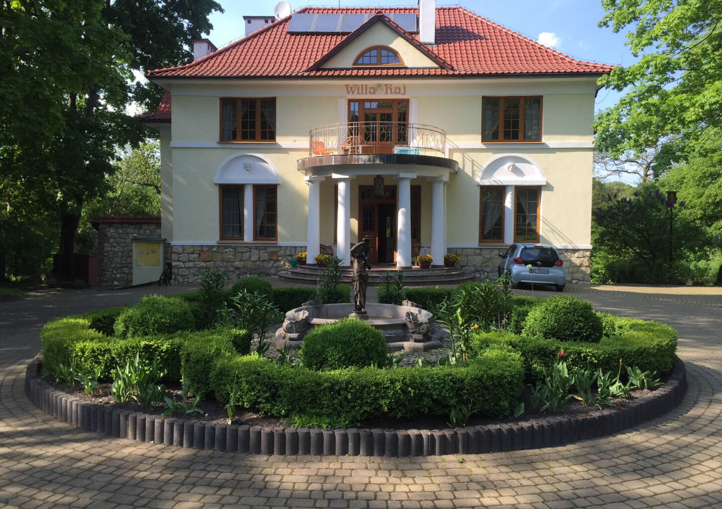 Odprężający Pobyt (2 Noce, 2 Osoby) | Willa Raj | Nałęczów