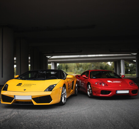 Pojedynek Lamborghini vs Ferrari | Wiele Lokalizacji