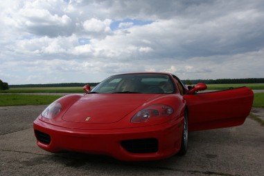 Ferrari Modena w Akcji - Prezent dla mężczyzny