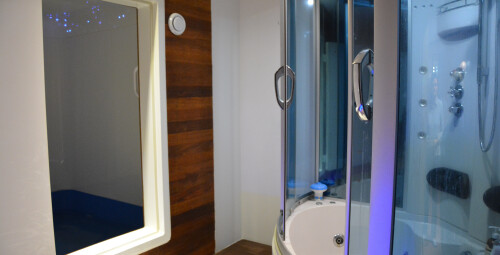 Relaksacyjna Sesja Floatingu dla Dwojga - Prezent dla przyjaciółek