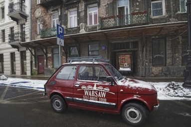 Zwiedzanie Warszawy za Kierownicą Malucha - Prezent na wieczór kawalerski_P