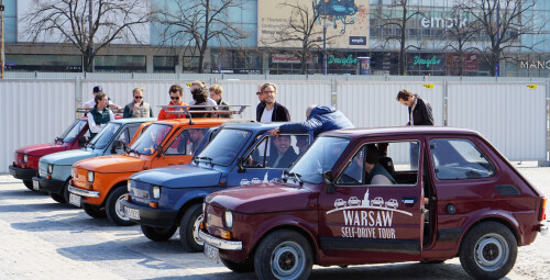 Zwiedzanie Warszawy za Kierownicą Malucha - Prezent dla grupy_P