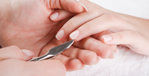 Manicure Hybrydowy - Prezent dla dziewczyny