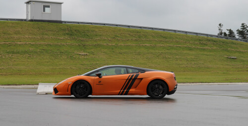 Jazda Lamborghini Gallardo (4 okrążenia) - Prezent na Dzień Chłopaka