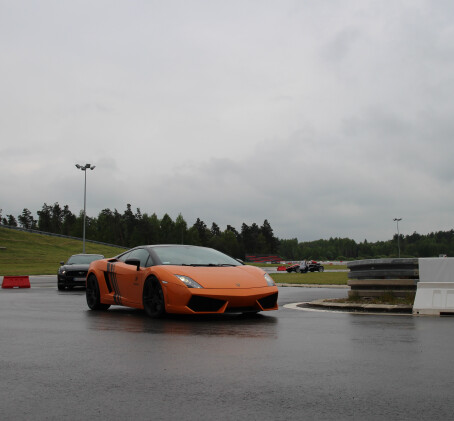 Jazda Lamborghini Gallardo (4 okrążenia) | Wiele Lokalizacji