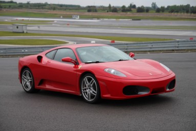 Jazda Ferrari (4 okrążenia) - Prezent dla męża