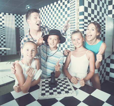 Zabawa w Escape Room dla Przyjaciół | Toruń
