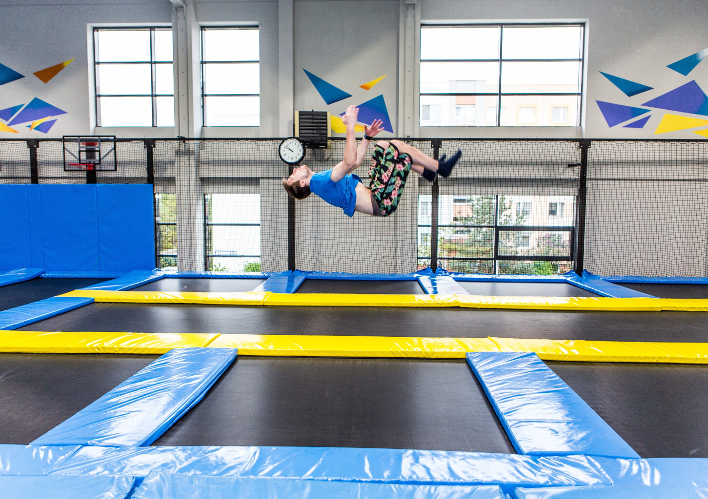Szalona Zabawa w Parku Trampolin | Wrocław