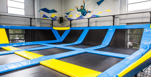 Szalona Zabawa w Parku Trampolin | Wrocław -prezent na święta