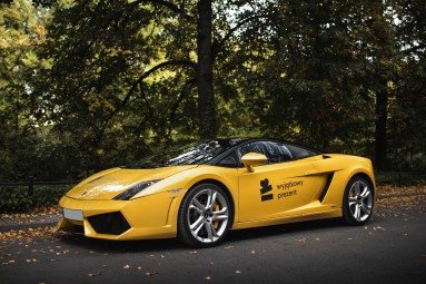 Poprowadź Lamborghini Ulicami Miasta z Filmowaniem - prezent dla chłopka_W