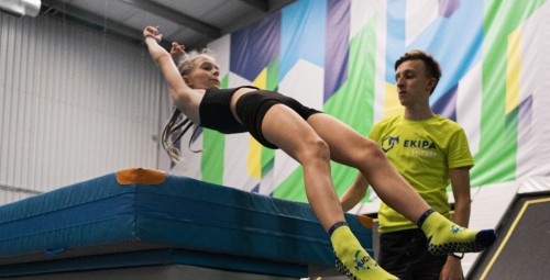 Szalona Zabawa w Parku Trampolin z Trenerem - Prezent dla niego_ PP