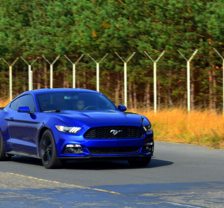 Jazda Fordem Mustangiem (1 okrążenie) | Wiele Lokalizacji