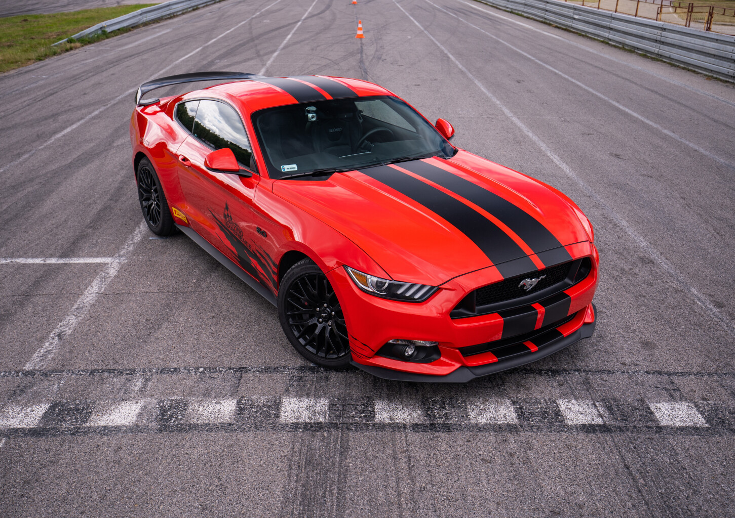 Jazda Fordem Mustangiem GT (5 okrążeń) | Wiele Lokalizacji