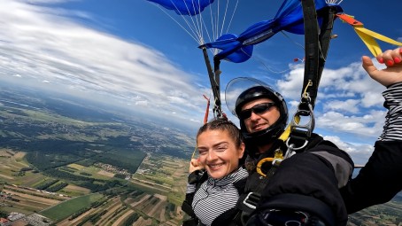 Skok ze Spadochronem w Tandemie - Prezent dla Żony_P