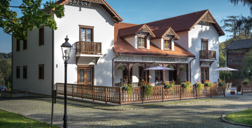 Weekend z Pakietem SPA dla Dwojga | Nałęczów - prezent dla babci i dziadka
