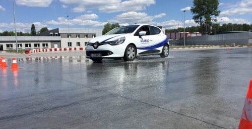 Indywidualny Kurs Doskonalenia Jazdy Plus | Katowice (okolice) Jaworzno - prezent dla żony