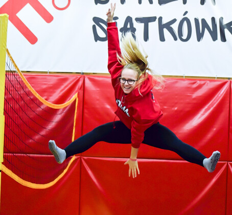 Szalona Zabawa w Parku Trampolin | Radom