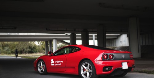 Poszalej Ferrari Ulicami Miasta - prezent dla taty_W