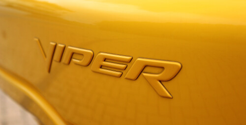 Jazda Dodge Viper SRT-10 (3 okrążenia) - prezent dla szefa