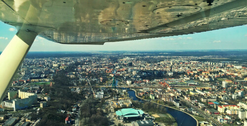 Lot Widokowy Samolotem Cessna 150 (30 min.) | Bydgoszcz - prezent dla kobiety
