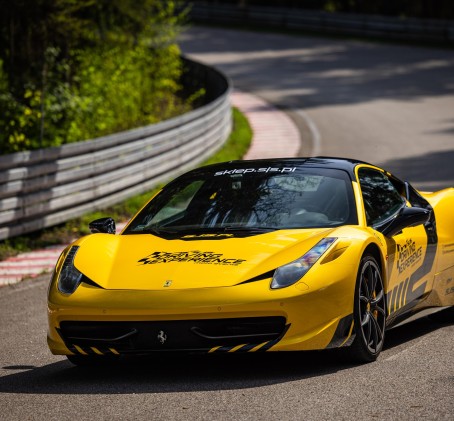 Poprowadź Ferrari 458 Italia (1 okrążenie) | Wiele Lokalizacji
