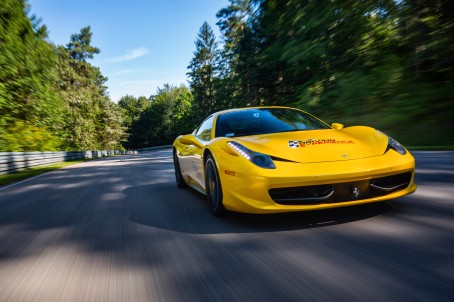 Poprowadź Ferrari 458 Italia (1 okrążenie) | Wiele Lokalizacji