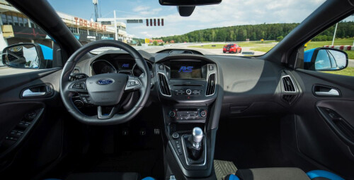 Poprowadź Forda Focusa RS (1 okrążenie) - prezent dla meza